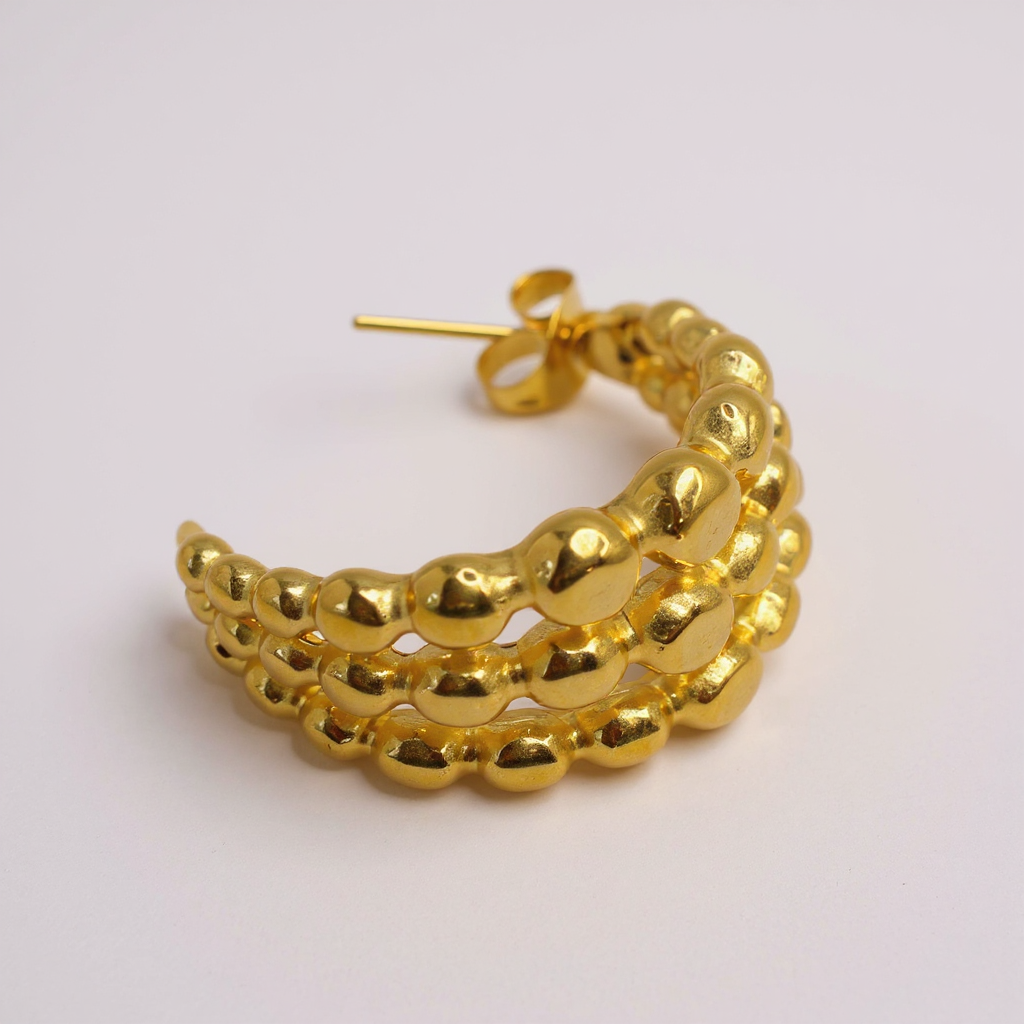 Boucles d’oreilles créoles femme – Triple rangée de billes – Acier inoxydable