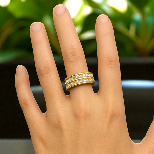 Bague Femme en Acier Inoxydable – Élégante avec Strass Étincelants