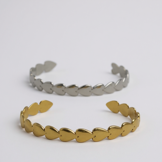 Bracelet jonc cœurs dorés – Acier inoxydable 304 – Ajustable 6 cm
