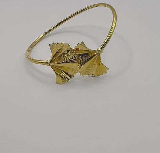 Bracelet Jonc Doré – Feuilles Ginkgo Sculptées – Acier Inoxydable 316L Hypoallergénique